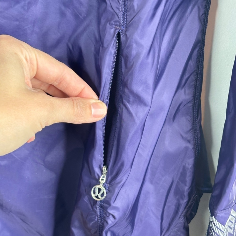 Lululemon Windbreaker 10 Pedal Power Wind Shirt Dense Purple Cycling Travel Zip - Picture 9 of 16